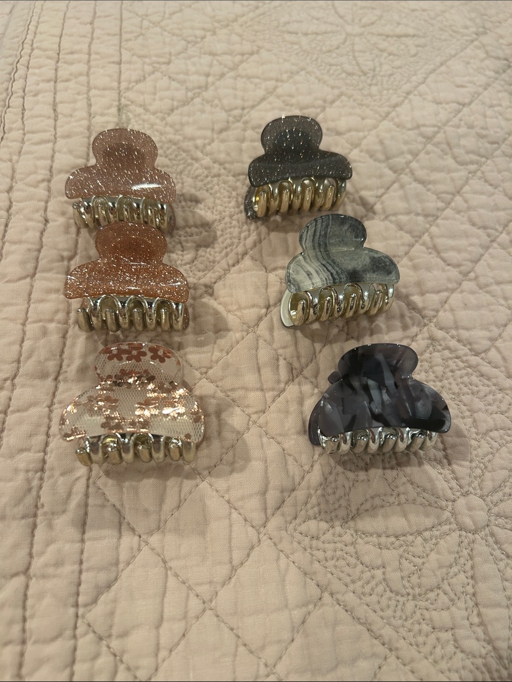 Set of 6 Mini Hair Claw Clips - Mixed Metallics and Tortoiseshell